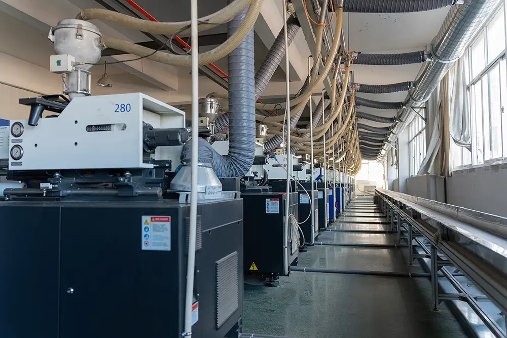 yingfeng fiber optic mold injection molding machine-1