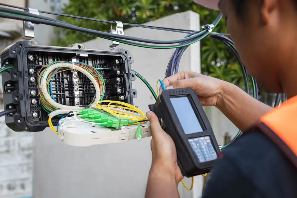 fiber optic splice closure inspection